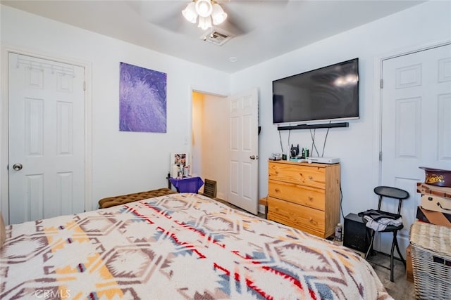 bedroom with ceiling fan