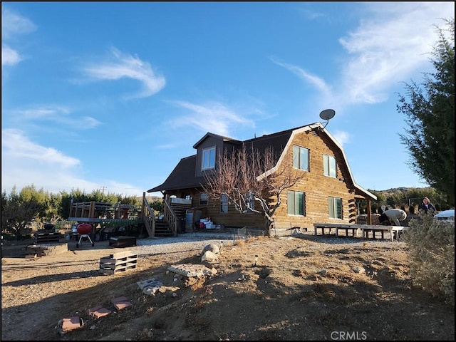 view of home's exterior