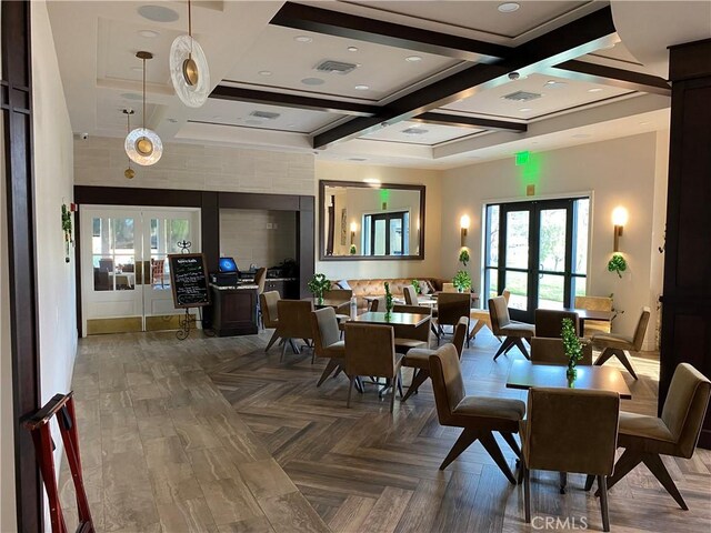 573 La Costa Dr, Banning, CA 92220 - building lobby with visible vents