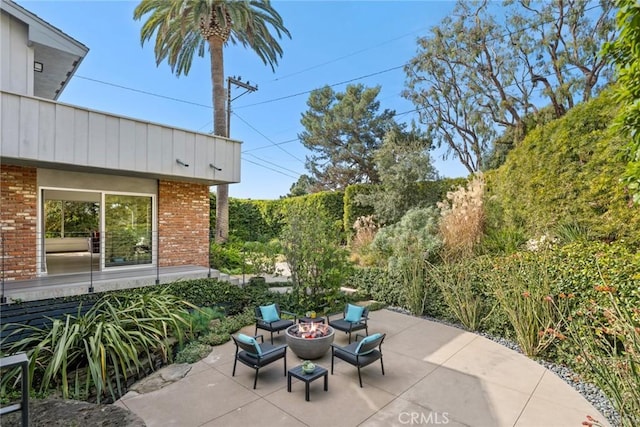 1900 Catalina St, Laguna Beach, CA 92651 - view of patio / terrace with a fire pit