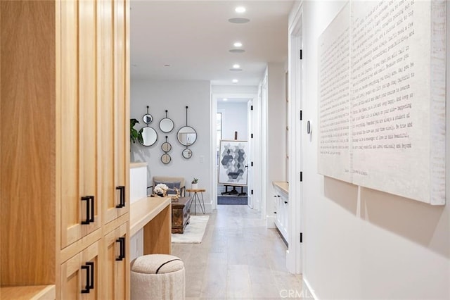 409 39th St, Newport Beach, CA 92663 - hall with recessed lighting
