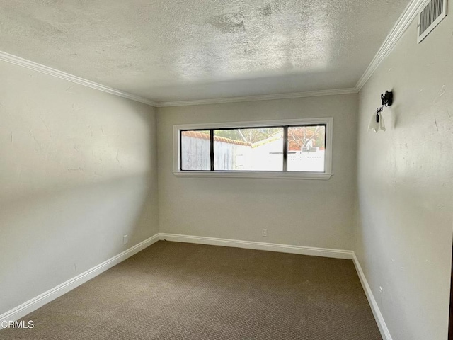 205 Pirie Rd Unit 64, Ojai, CA 93023 - empty room featuring a textured ceiling, carpet, and crown molding
