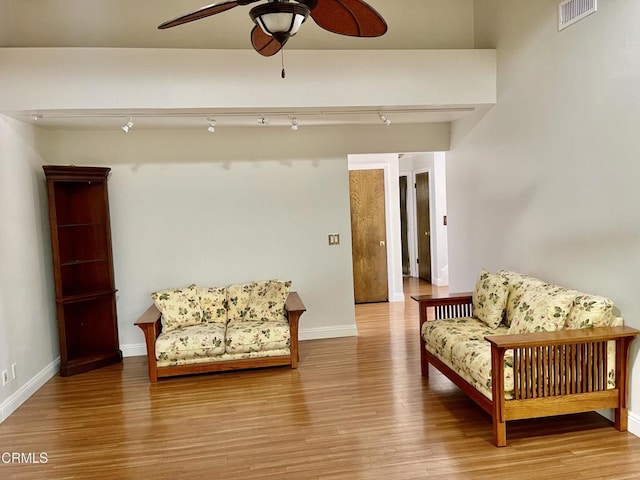 205 Pirie Rd Unit 64, Ojai, CA 93023 - living area with ceiling fan and wood finished floors