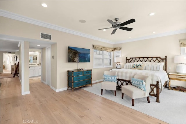 bedroom featuring ornamental molding, light hardwood / wood-style floors, and ceiling fan