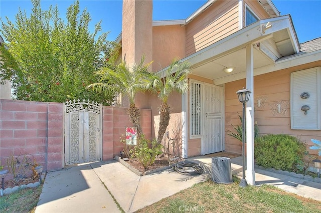 view of property entrance