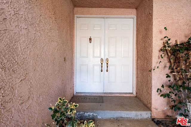 view of entrance to property