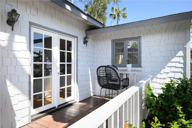 2130 Glenneyre St, Laguna Beach, CA 92651 - view of wooden deck