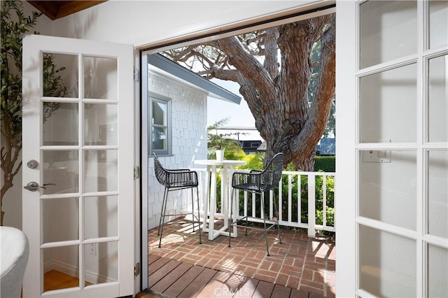 2130 Glenneyre St, Laguna Beach, CA 92651 - view of balcony