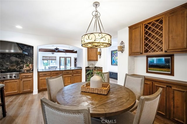 31872 Paseo Cielo, San Juan Capistrano, CA 92675 - dining space with light wood finished floors and a ceiling fan