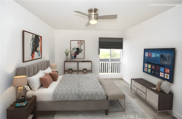 bedroom featuring ceiling fan