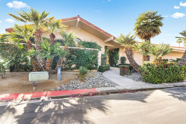 view of front of house featuring a garage