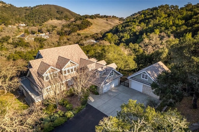 bird's eye view featuring a mountain view