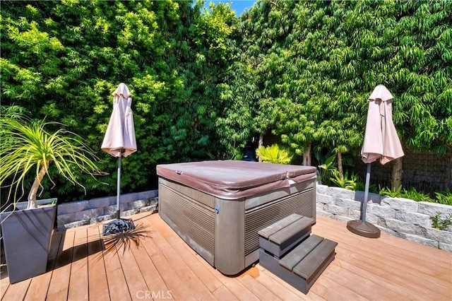 920 Quivera St, Laguna Beach, CA 92651 - wooden deck with a hot tub