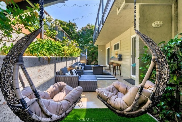 920 Quivera St, Laguna Beach, CA 92651 - view of patio / terrace with an outdoor hangout area
