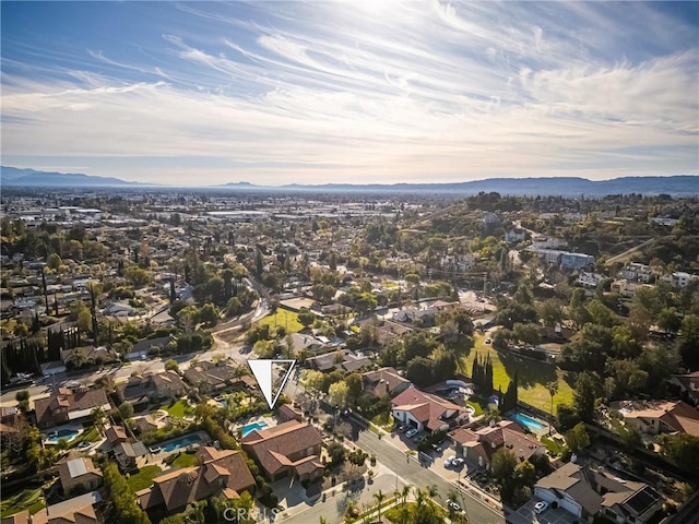 bird's eye view featuring a mountain view