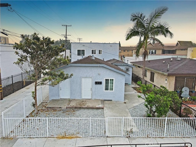 view of front of home featuring a patio area