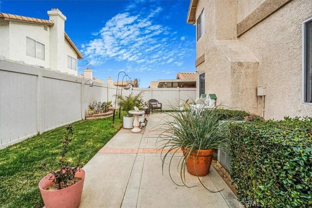 1308 Pleasant Valley Ave, Banning, CA 92220 - view of patio / terrace featuring a fenced backyard
