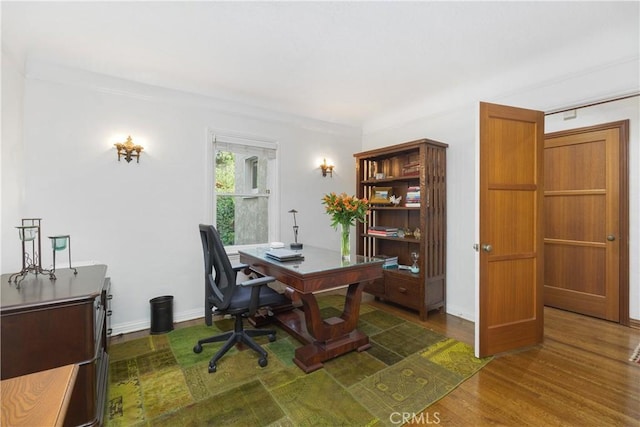 office space with dark hardwood / wood-style floors