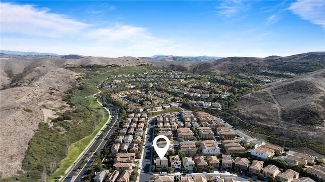 bird's eye view featuring a mountain view