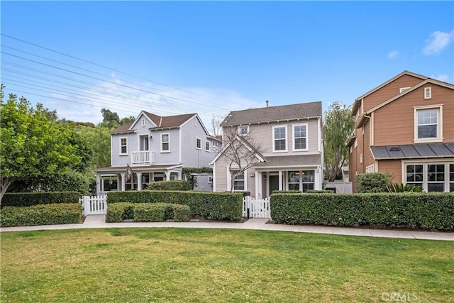 view of front of house with a front yard