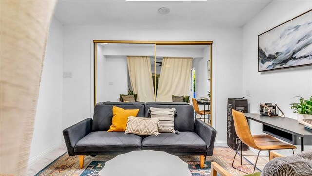 250 W Cortez Rd, Palm Springs, CA 92262 - sitting room featuring baseboards