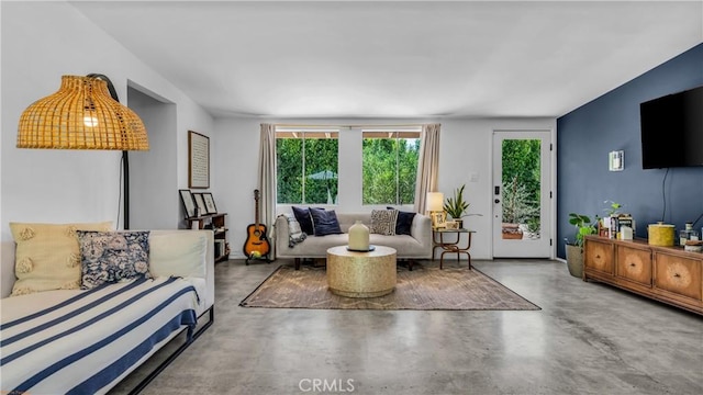 250 W Cortez Rd, Palm Springs, CA 92262 - living area featuring finished concrete flooring
