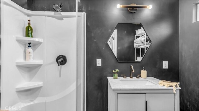 250 W Cortez Rd, Palm Springs, CA 92262 - full bathroom featuring a shower and vanity