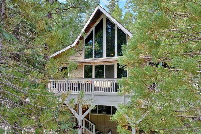 26619 Bel Air Ct, Lake Arrowhead, CA 92352 - view of side of home