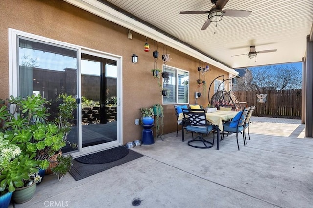 view of patio with ceiling fan