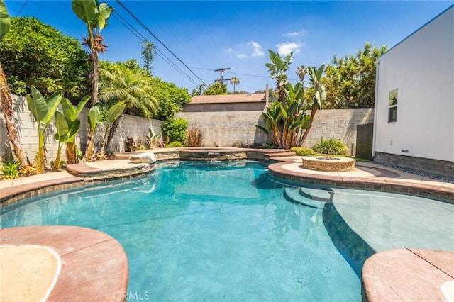 5333 Hartwick St, Los Angeles, CA 90041 - view of pool featuring a fenced backyard and a pool with connected hot tub
