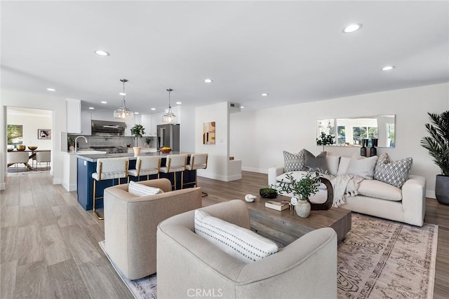 3651 Alta Mesa Dr, Studio City, CA 91604 - photo 30