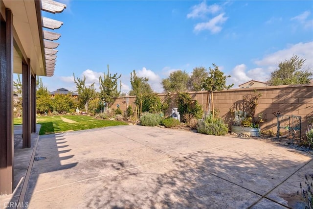 315 Timberline Way S, Madera, CA 93636 - view of patio / terrace