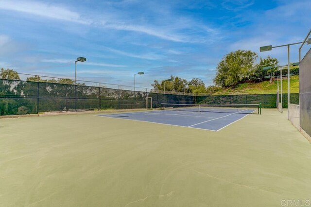 5708 Baltimore Dr Unit 376, La Mesa, CA 91942 - view of sport court with community basketball court and fence