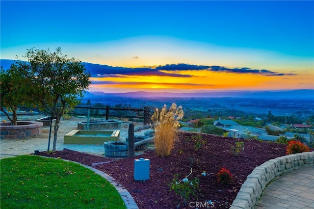 view of property's community featuring a mountain view