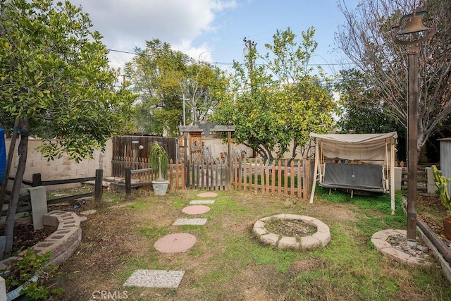 view of yard featuring a trampoline