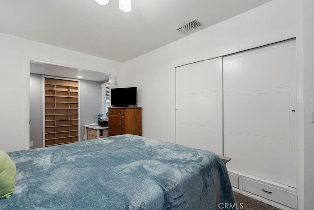 bedroom with a closet