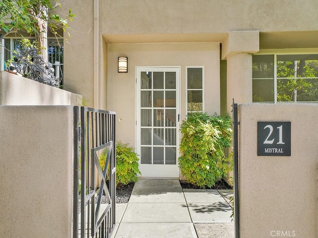 view of entrance to property