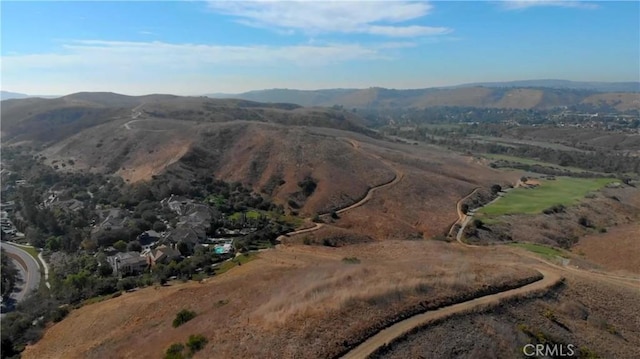 bird's eye view featuring a mountain view