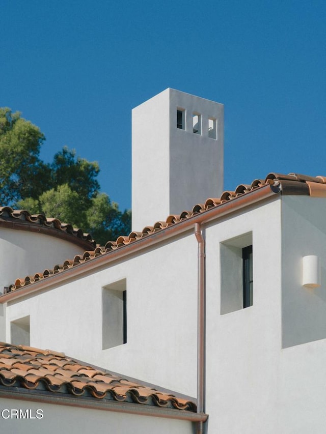 view of property exterior