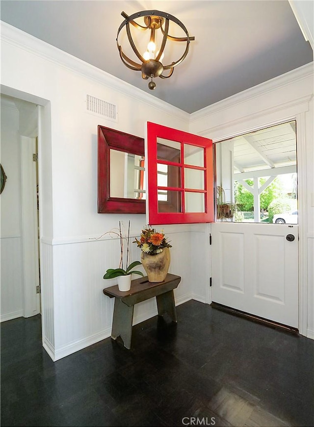 17 Barkentine Rd, Rancho Palos Verdes, CA 90275 - doorway with ornamental molding