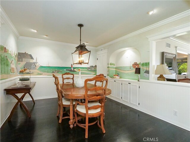 17 Barkentine Rd, Rancho Palos Verdes, CA 90275 - dining space with crown molding