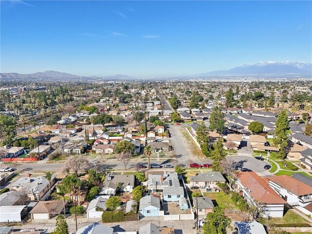 821 Lombard Dr, Redlands, CA 92374 - photo 30