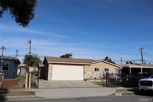 view of front of home featuring a garage