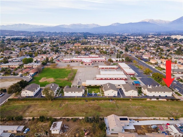 bird's eye view with a mountain view