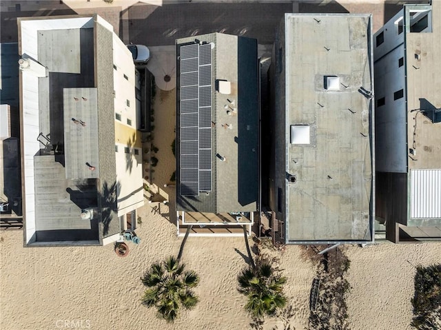 aerial view of property and surrounding area