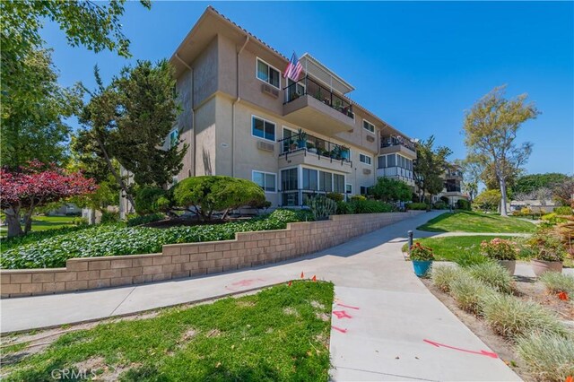 2381 Via Mariposa W Unit 2C, Laguna Woods, CA 92637 - view of surrounding community