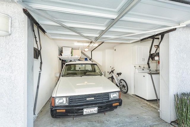 656 Westlake St, Encinitas, CA 92024 - garage with washing machine and clothes dryer