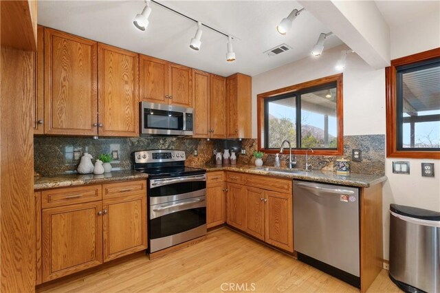 20682 Hill Top Dr, Riverside, CA 92507 - photo 14
