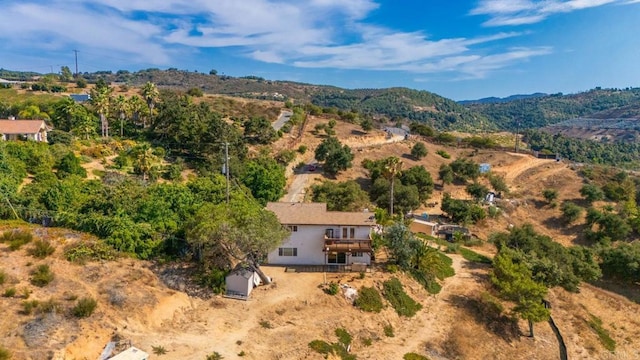bird's eye view with a mountain view