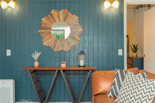 579 E Victoria Ct, Lake Arrowhead, CA 92352 - view of room details